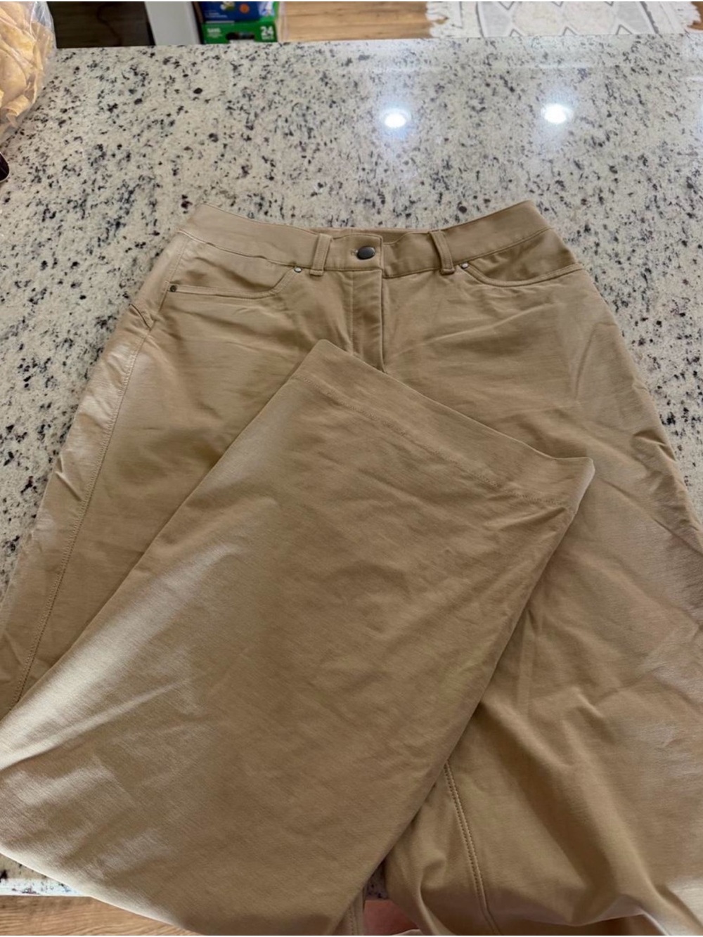 Women’s lululemon wide-Leg Trousers in Khaki